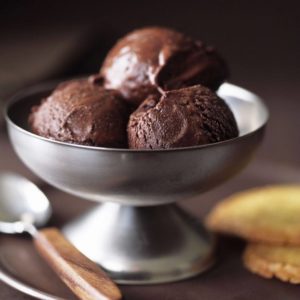 Benefits of eating chocolate almond nice cream